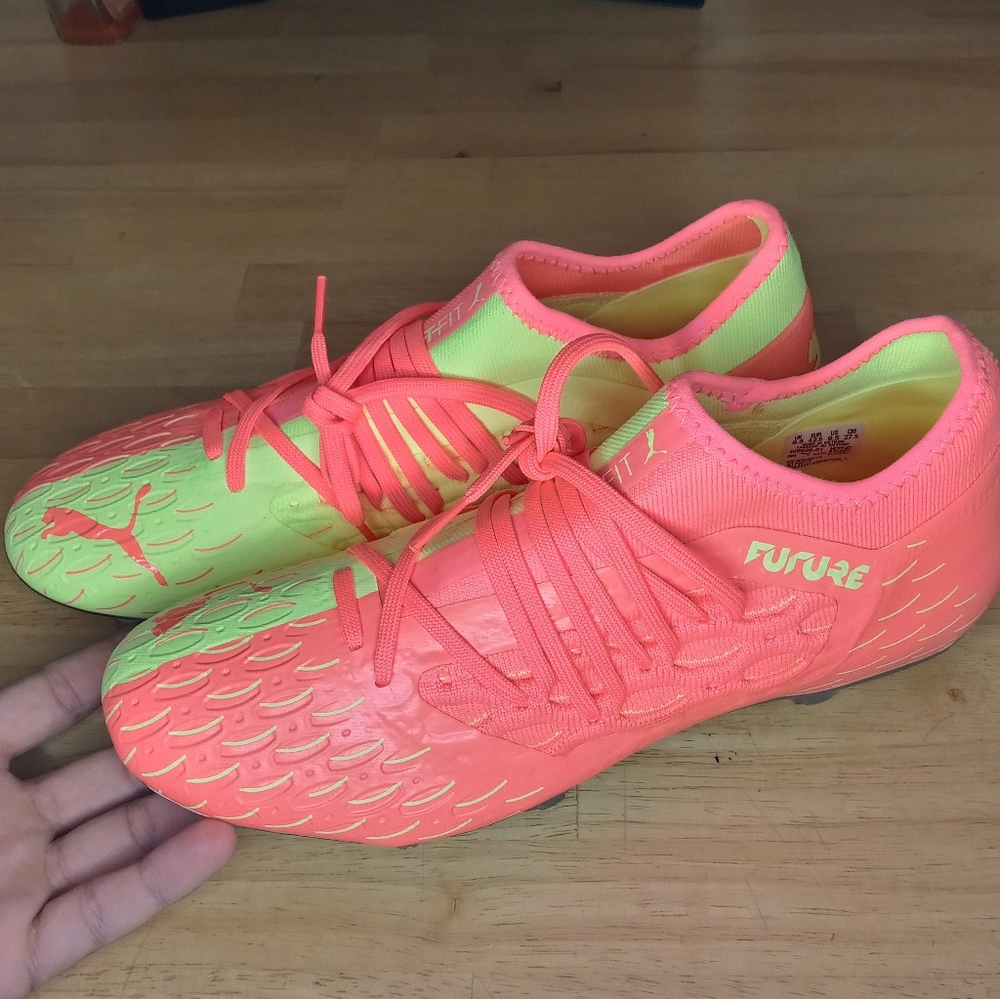 Men's Puma Cleats yellow/orangy pink size 9.5